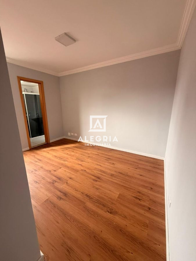 Lindo Apartamento Contendo 03 Dormitórios Sendo 01 Suite na Boneca do Iguaçu em São José dos Pinhais