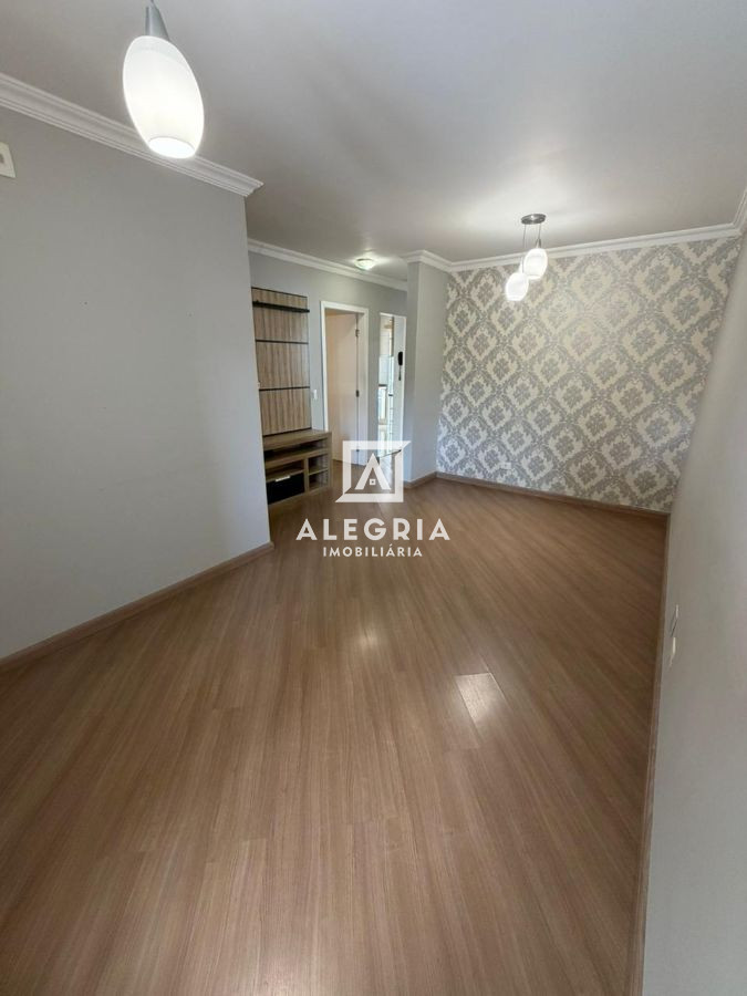 Linda Casa semi mobiliada em condominio fechado no Bairro Jardim Italia em São José dos Pinhais