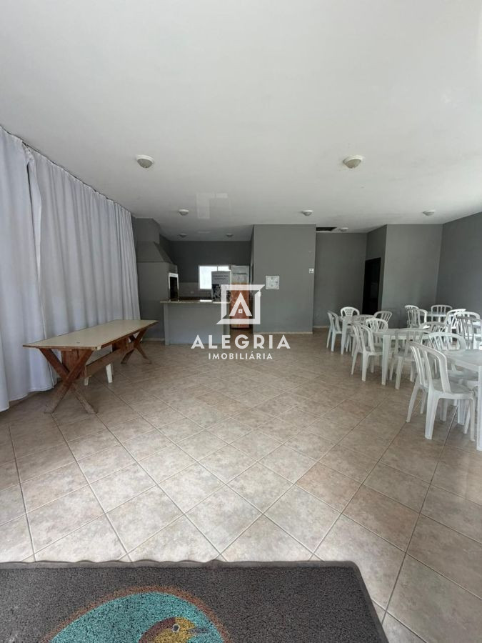 Linda Casa semi mobiliada em condominio fechado no Bairro Jardim Italia em São José dos Pinhais