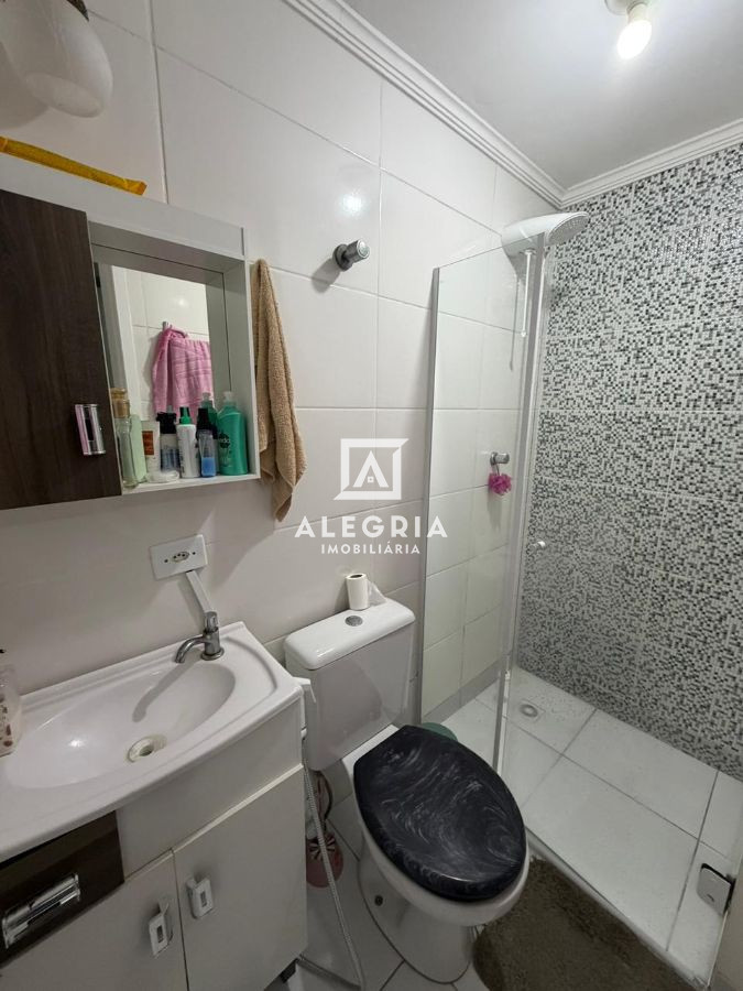 Lindo Apartamento Contendo 02 Dormitórios Sendo 01 Suite na Boneca do Iguaçu em São José dos Pinhais