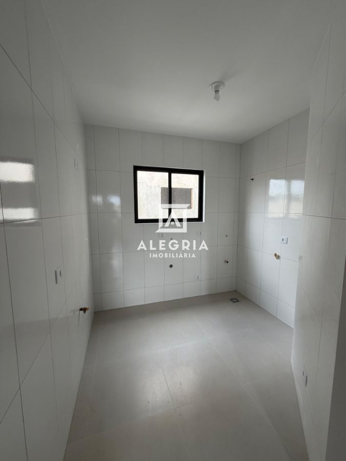 Lindo Apartamento Contendo 02 Dormitórios no Parque da Fonte em São José dos Pinhais