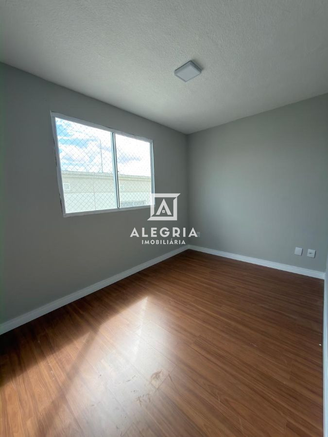 Lindo Apartamento no bairro Colonia Rio Grande em São José dos Pinhais em São José dos Pinhais