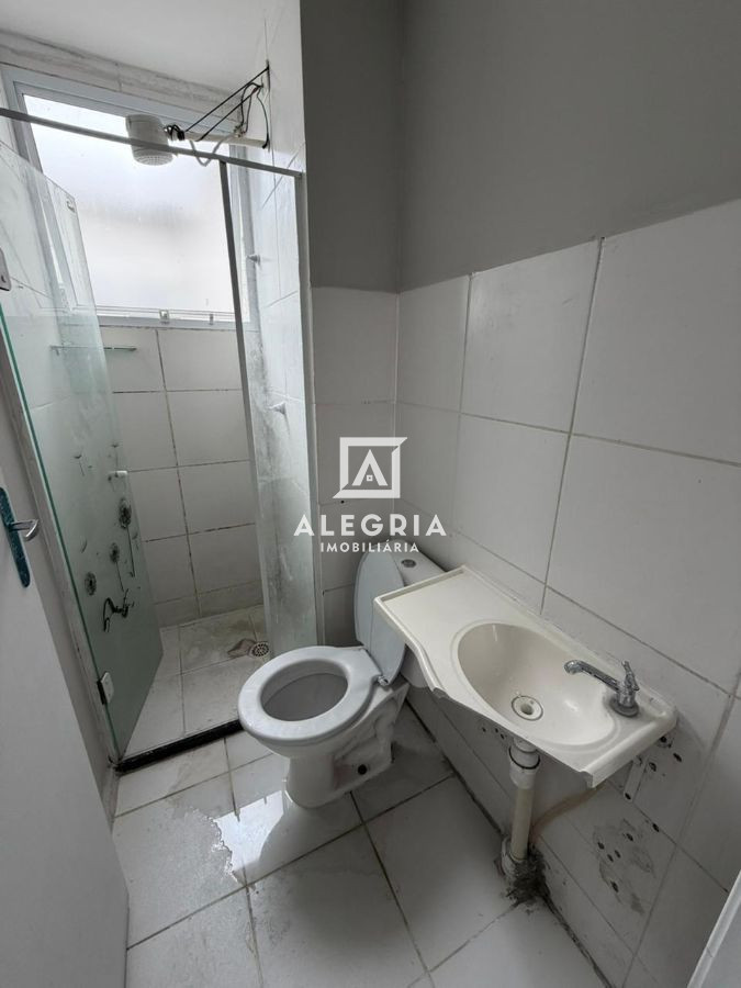 Lindo Apartamento no bairro Colonia Rio Grande em São José dos Pinhais em São José dos Pinhais