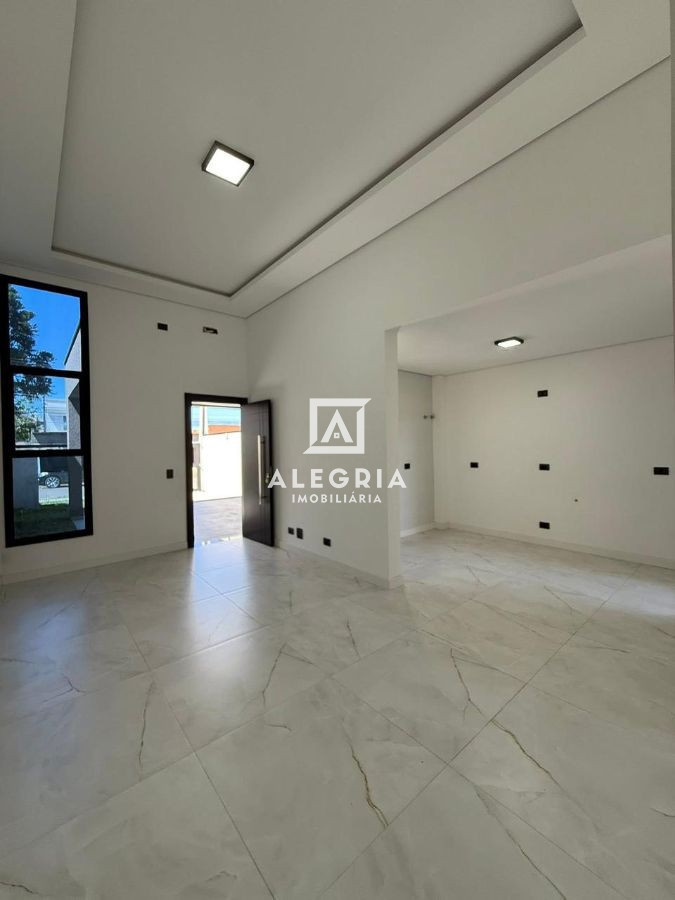 Linda Casa Contendo 03 Dormitórios Sendo 01 Suite na Cidade Jardim em São José dos Pinhais