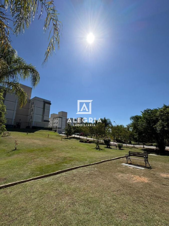 Lindo Apartamento semi mobiliado no bairro Colonia Rio Grande em São José dos Pinhais