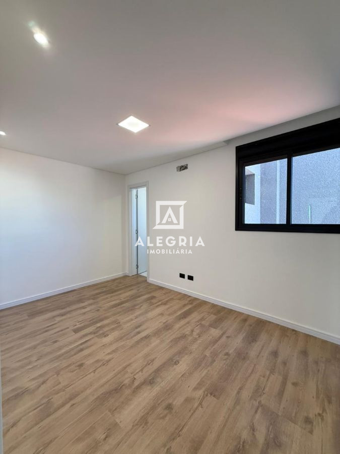 Lindo Sobrado Alto Padrão Contendo 03 Suites na Boneca do Iguaçu em São José dos Pinhais