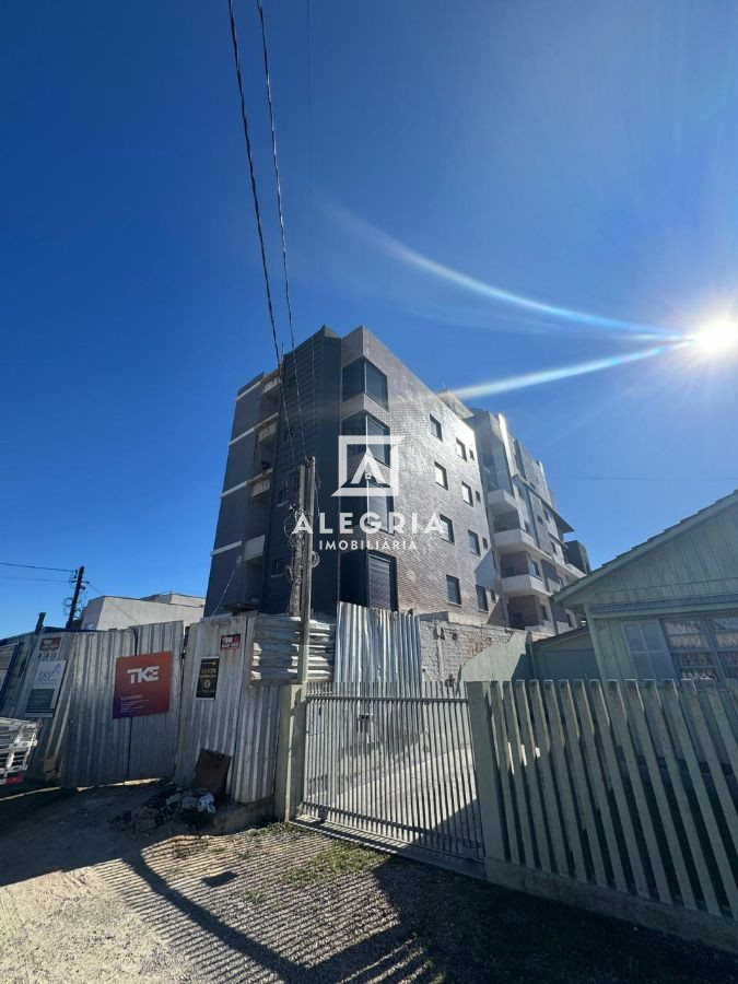 Lindo Apartamento Contendo 03 Dormitórios Sendo 01 Suite com Elevador no Pedro Moro em São José dos Pinhais