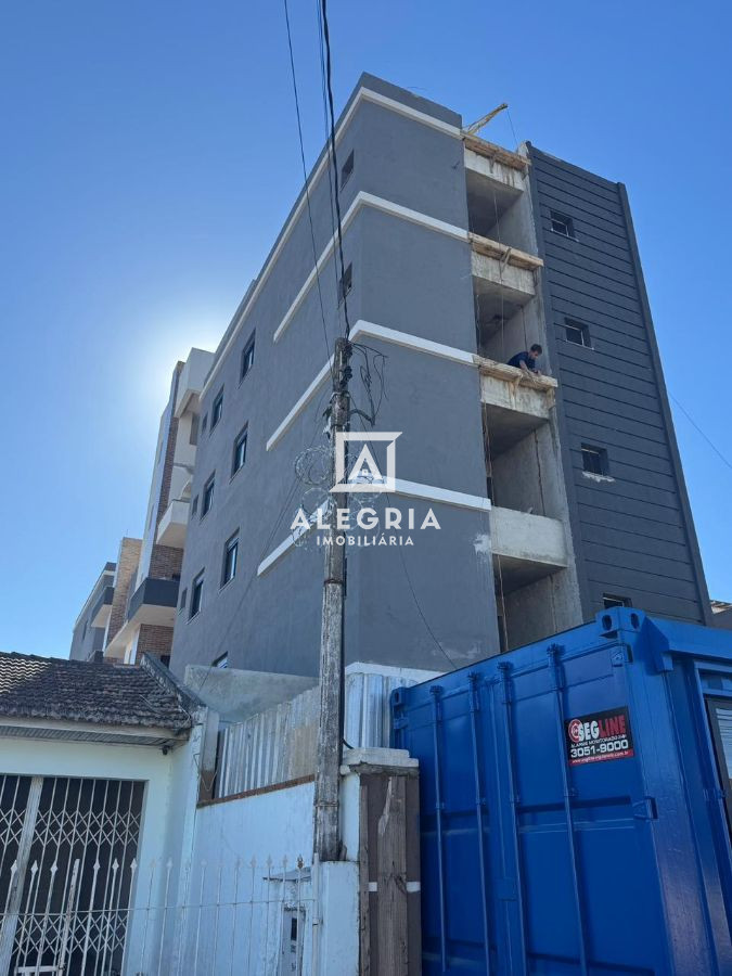 Lindo Apartamento Contendo 03 Dormitórios Sendo 01 Suite com Elevador no Pedro Moro em São José dos Pinhais