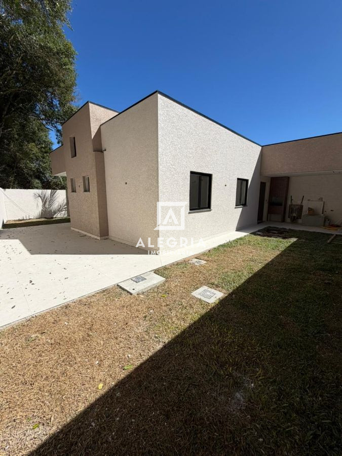 Linda Casa no bairro Santo Antonio em São José dos Pinhais