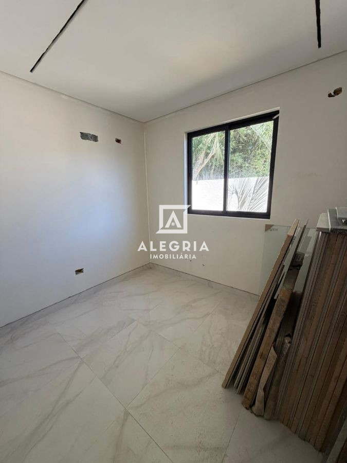 Linda Casa no bairro Santo Antonio em São José dos Pinhais