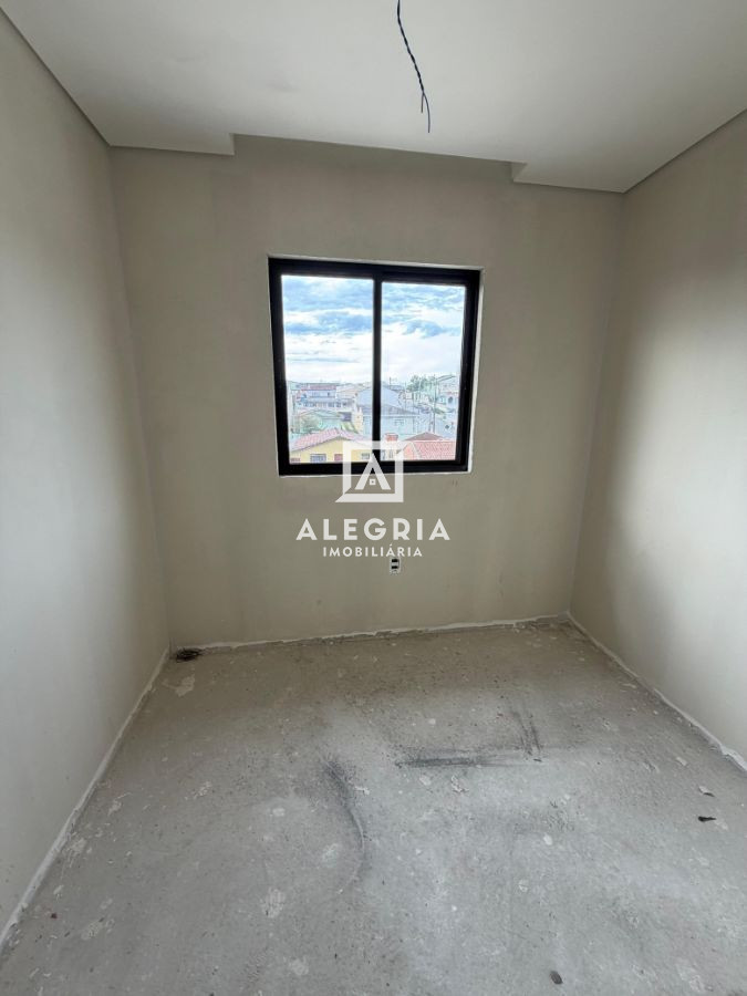 Lindo Apartamento Contendo 02 Dormitórios no Pedro Moro com Elevador em São José dos Pinhais