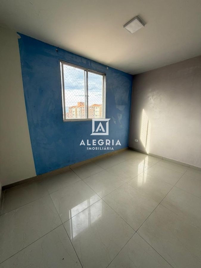 Apartamento no bairro Costeira em São José dos Pinhais