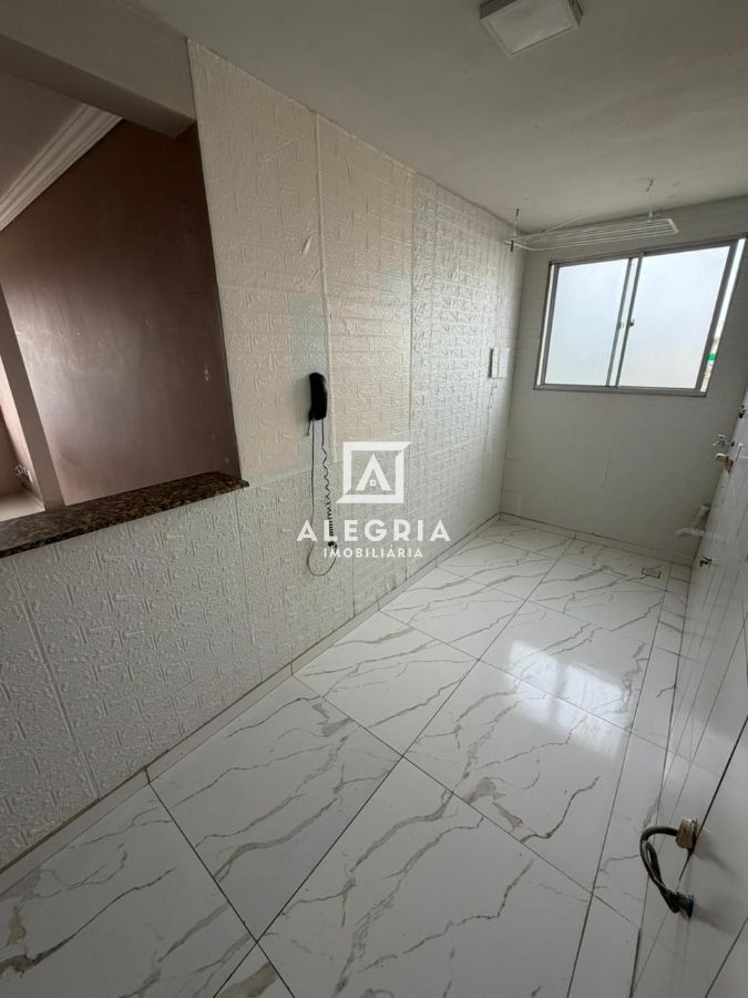 Apartamento no bairro Costeira em São José dos Pinhais