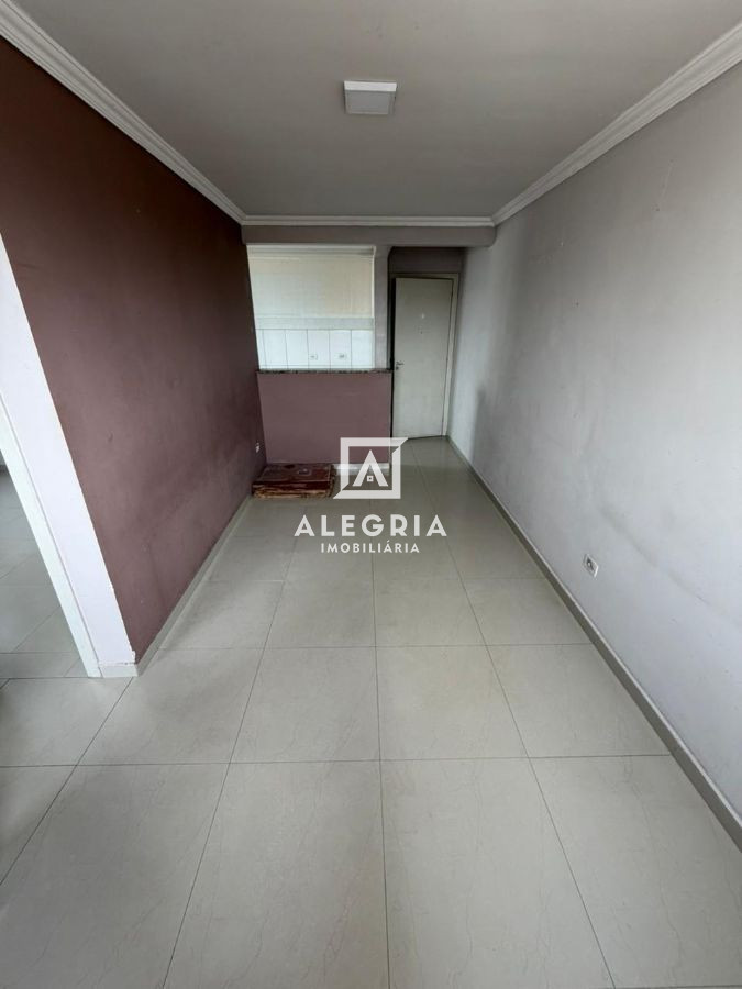 Apartamento no bairro Costeira em São José dos Pinhais