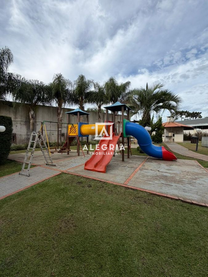 Apartamento no bairro Costeira em São José dos Pinhais