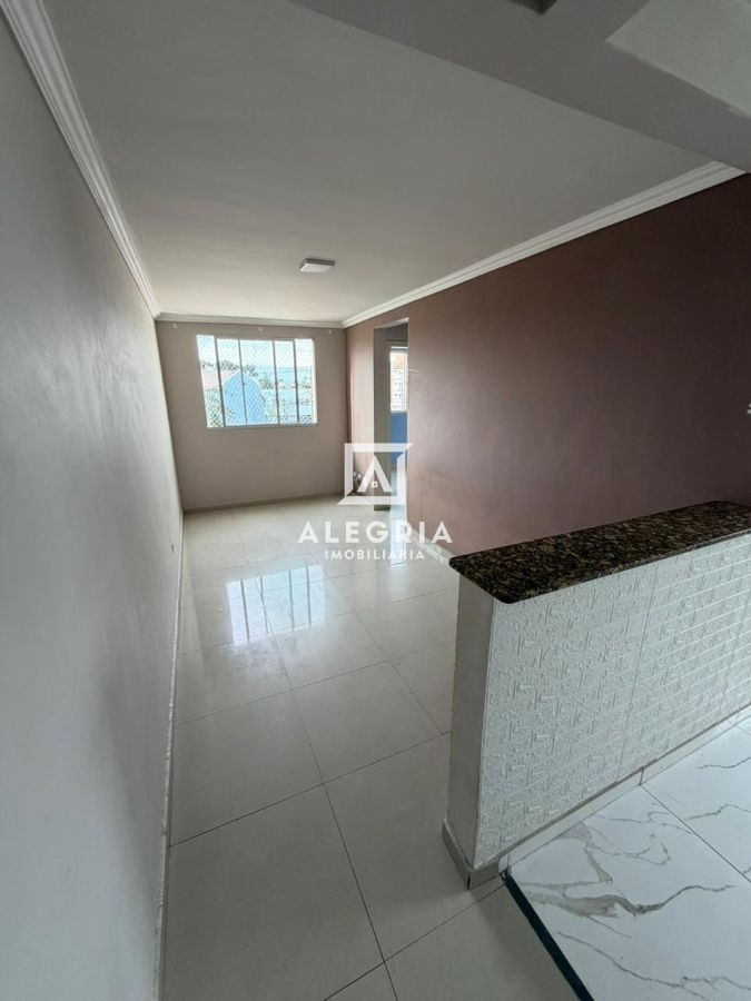 Apartamento no bairro Costeira em São José dos Pinhais