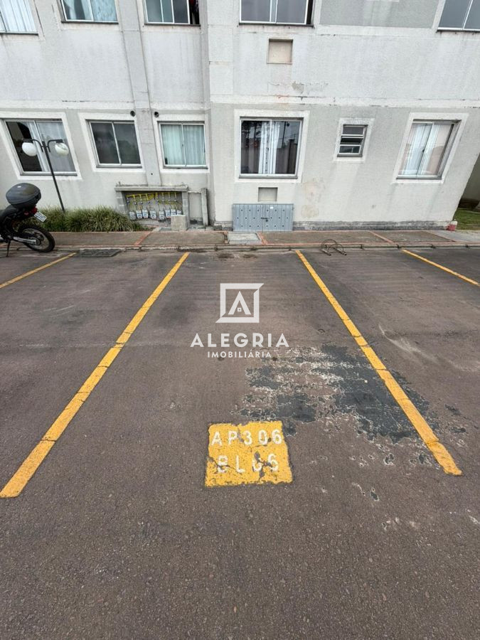 Apartamento no bairro Costeira em São José dos Pinhais