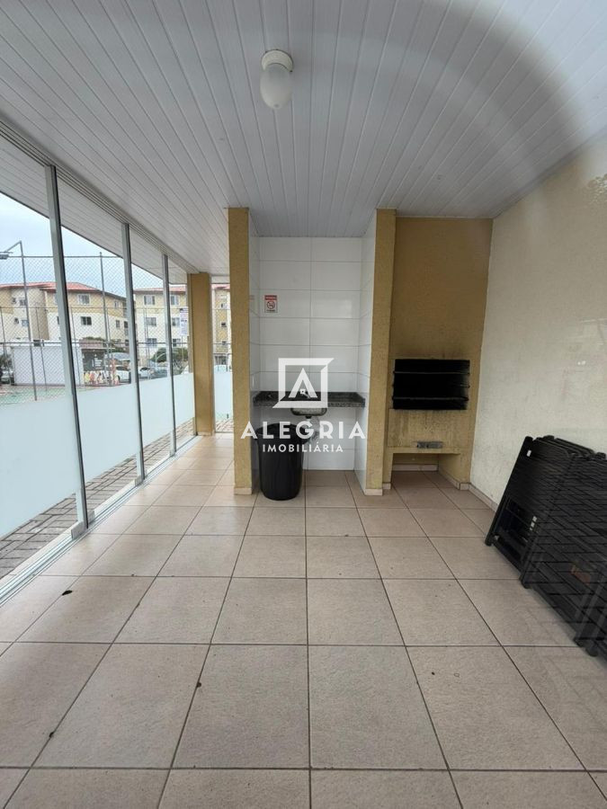 Lindo Apartamento no bairro Colonia Rio Grande em São José dos Pinhais