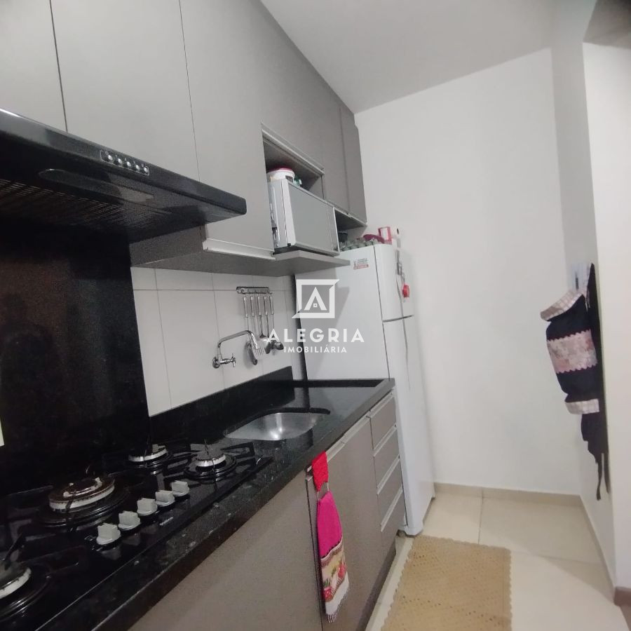 Apartamento 2 dormitórios  semi mobiliario no bairro Colonia Rio Grande em São José dos Pinhais