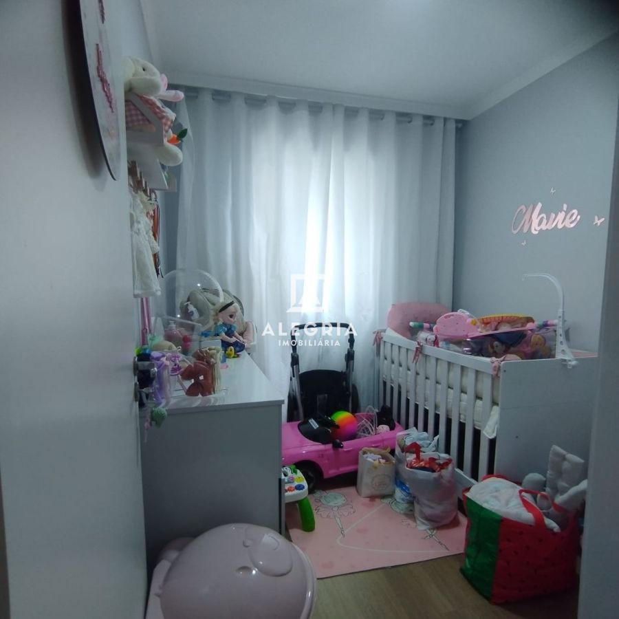 Apartamento 2 dormitórios  semi mobiliario no bairro Colonia Rio Grande em São José dos Pinhais