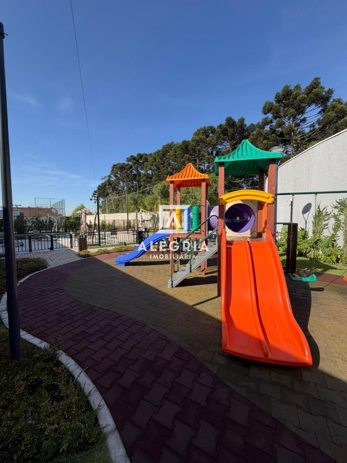 Belíssimo Sobrado em Condominio Fechado em São José dos Pinhais