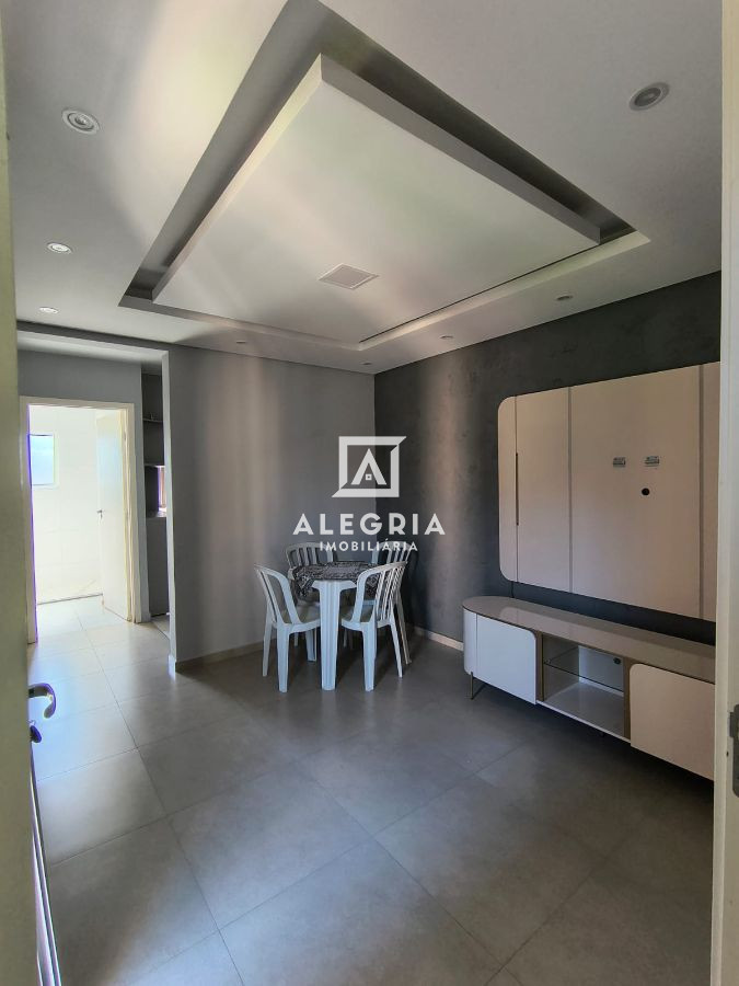 Apartamento no bairro Campo Largo da Roseira em São José dos Pinhais