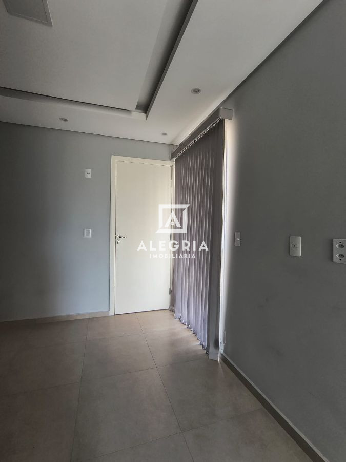 Apartamento no bairro Campo Largo da Roseira em São José dos Pinhais