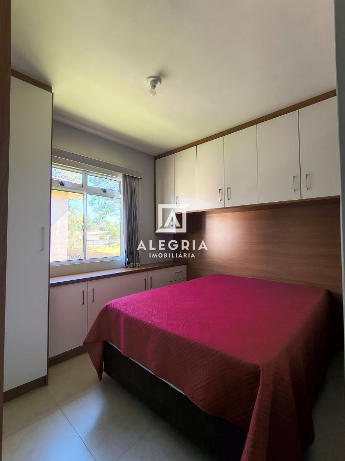 Apartamento no bairro Campo Largo da Roseira em São José dos Pinhais