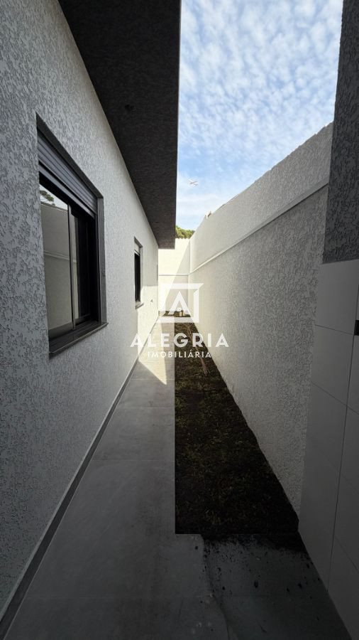 Excelente Residência 03 Dormitórios Sendo 01 Suíte Bairro Rio Pequeno em São José dos Pinhais
