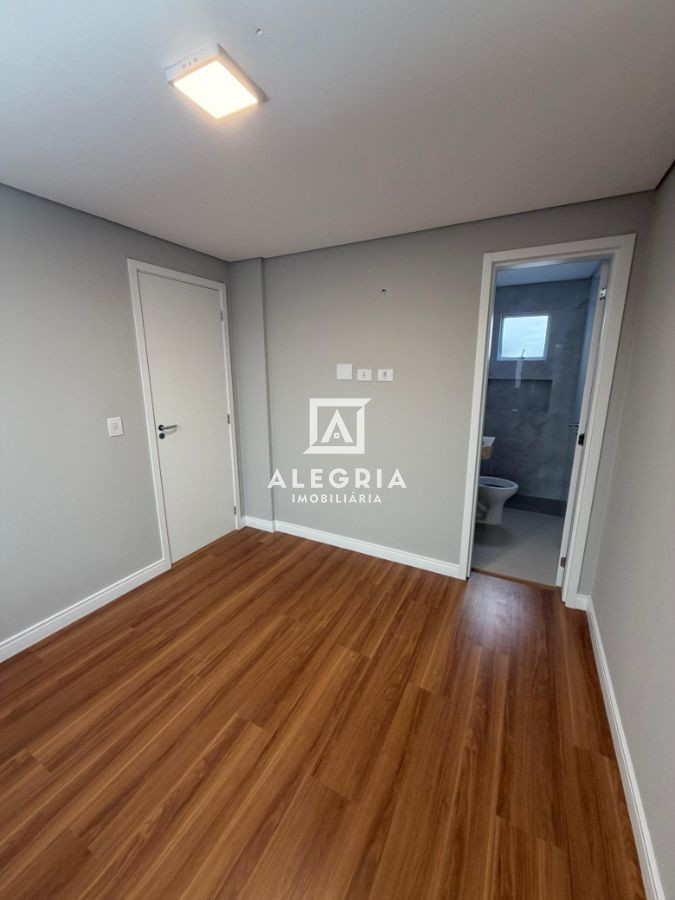 Lindo Apartamento Contendo 02 Dormitórios Sendo 01 Suite com Elevador no Centro em São José dos Pinhais