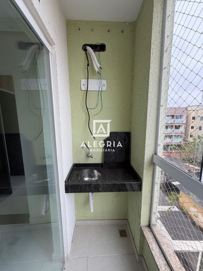Lindo Apartamento Semi Mobiliado Contendo 03 Dormitórios no Afonso Pena em São José dos Pinhais