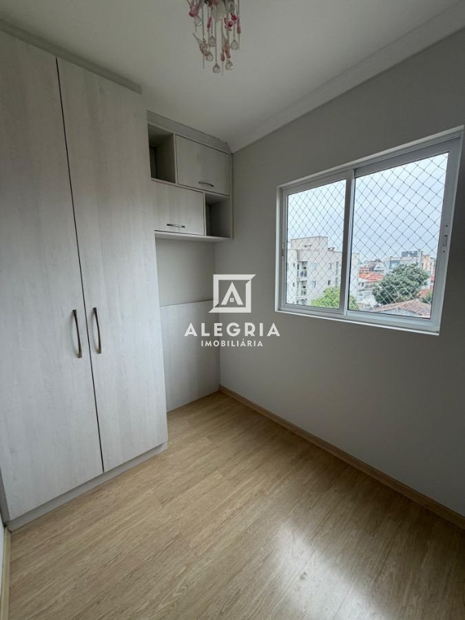Lindo Apartamento Semi Mobiliado Contendo 03 Dormitórios no Afonso Pena em São José dos Pinhais
