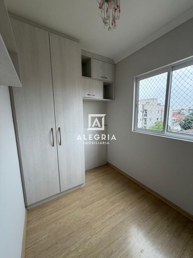 Lindo Apartamento Semi Mobiliado Contendo 03 Dormitórios no Afonso Pena em São José dos Pinhais