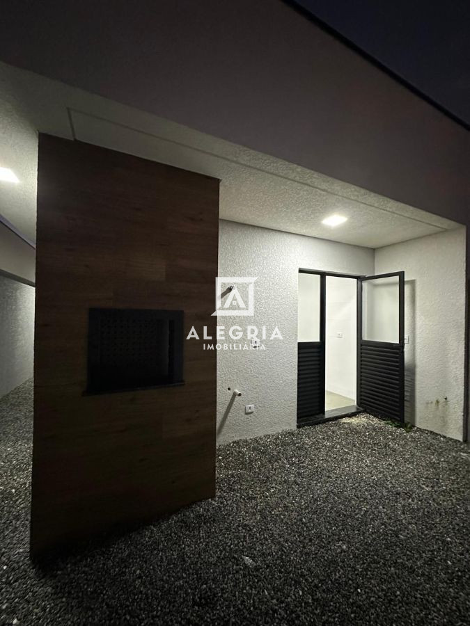Linda Casa Contendo 03 Dormitórios Sendo 01 Suite no Jardim Cruzeiro em São José dos Pinhais