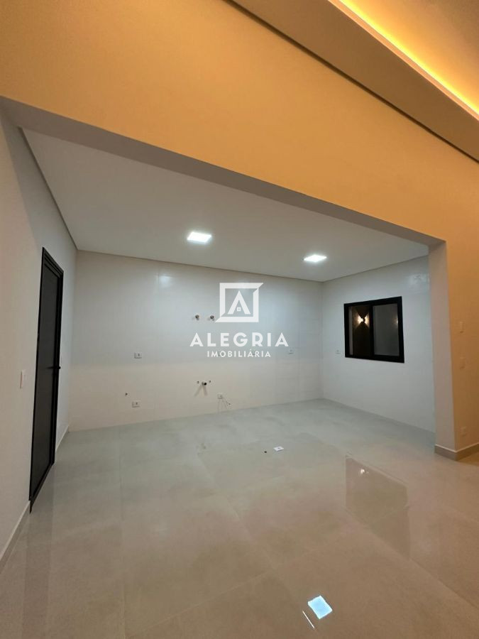 Linda Casa Contendo 03 Dormitórios Sendo 01 Suite no Jardim Cruzeiro em São José dos Pinhais