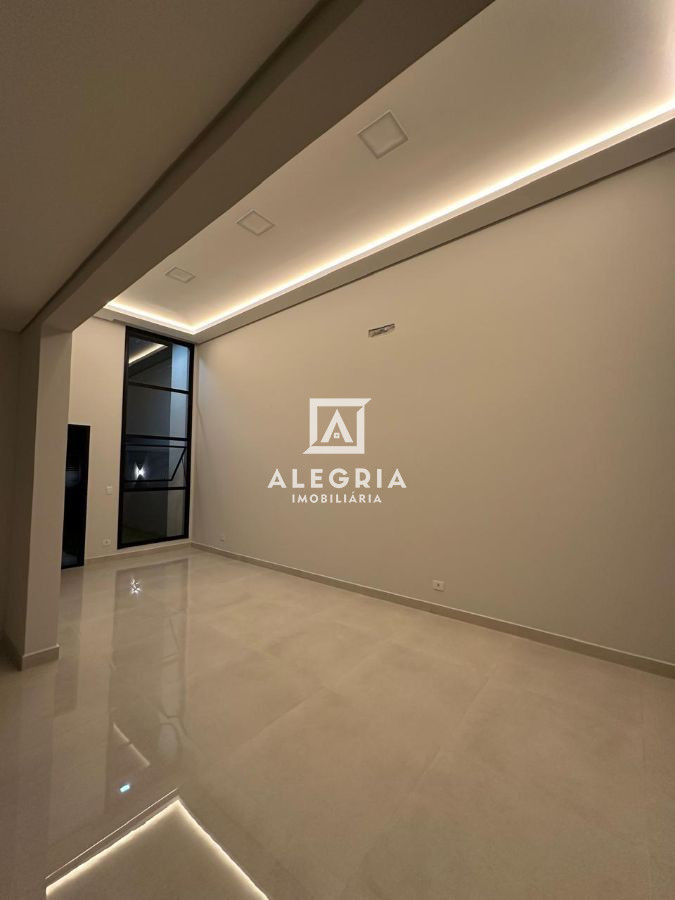 Linda Casa Contendo 03 Dormitórios Sendo 01 Suite no Jardim Cruzeiro em São José dos Pinhais