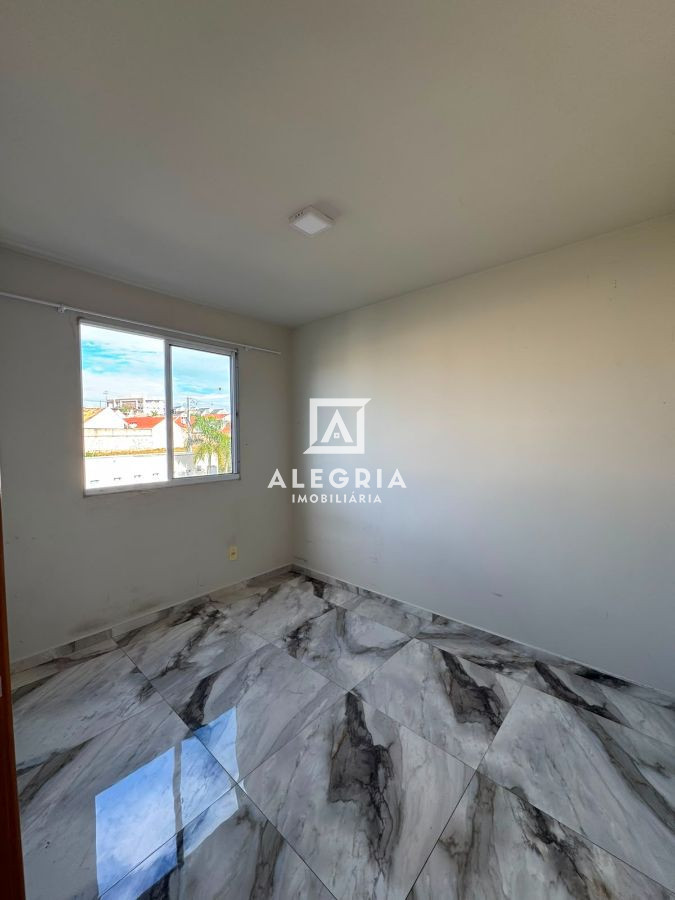 Lindo Apartamento semi mobiliado no bairro Colonia Rio Grande em São José dos Pinhais em São José dos Pinhais