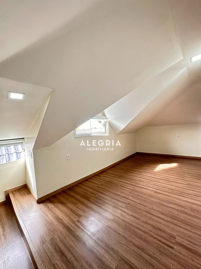Linda casa 2 dormitórios sendo 1 suíte bairro Águas Belas em São José dos Pinhais