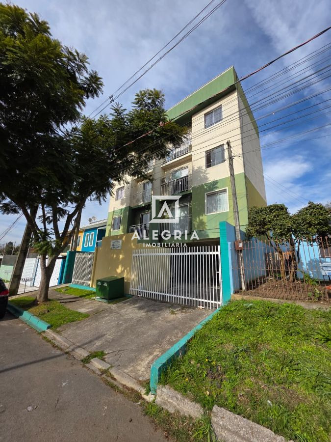 Excelente Apartamento 02 Dormitórios, com 02 Vagas Cobertas de Garagem em São José dos Pinhais
