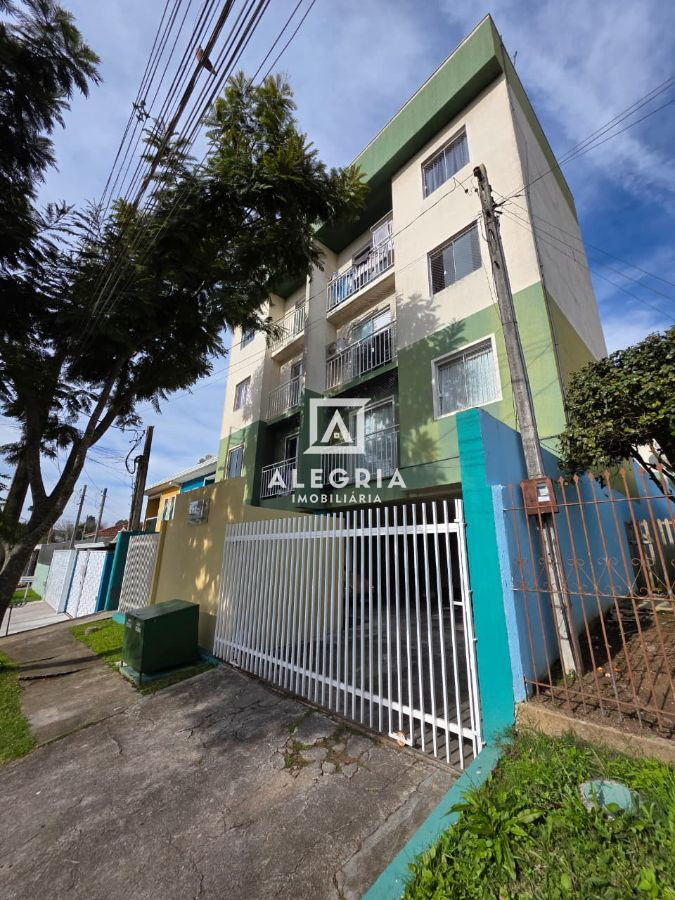 Excelente Apartamento 02 Dormitórios, com 02 Vagas Cobertas de Garagem em São José dos Pinhais