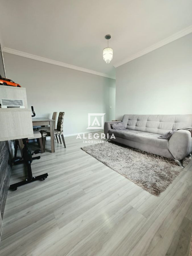 Excelente Apartamento 02 Dormitórios, com 02 Vagas Cobertas de Garagem em São José dos Pinhais