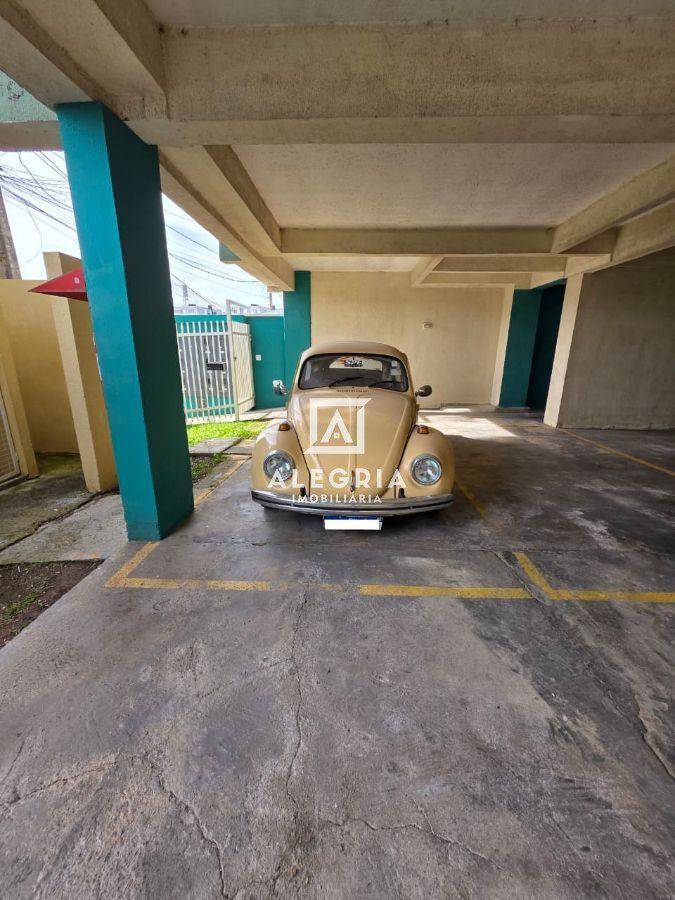 Excelente Apartamento 02 Dormitórios, com 02 Vagas Cobertas de Garagem em São José dos Pinhais