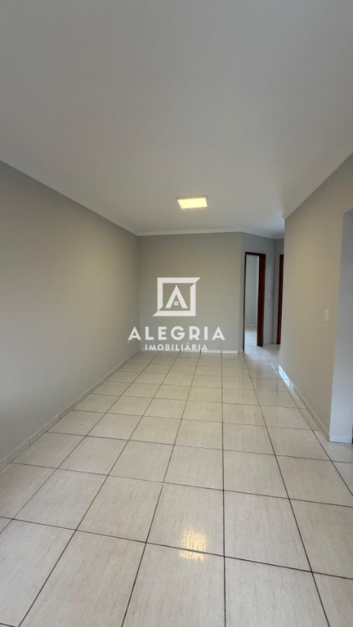 Linda Casa em Condominio no Montreal Contendo 03 Dormitórios e Espaço Gourmet em São José dos Pinhais