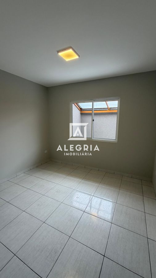 Linda Casa em Condominio no Montreal Contendo 03 Dormitórios e Espaço Gourmet em São José dos Pinhais