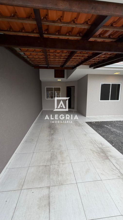 Linda Casa em Condominio no Montreal Contendo 03 Dormitórios e Espaço Gourmet em São José dos Pinhais