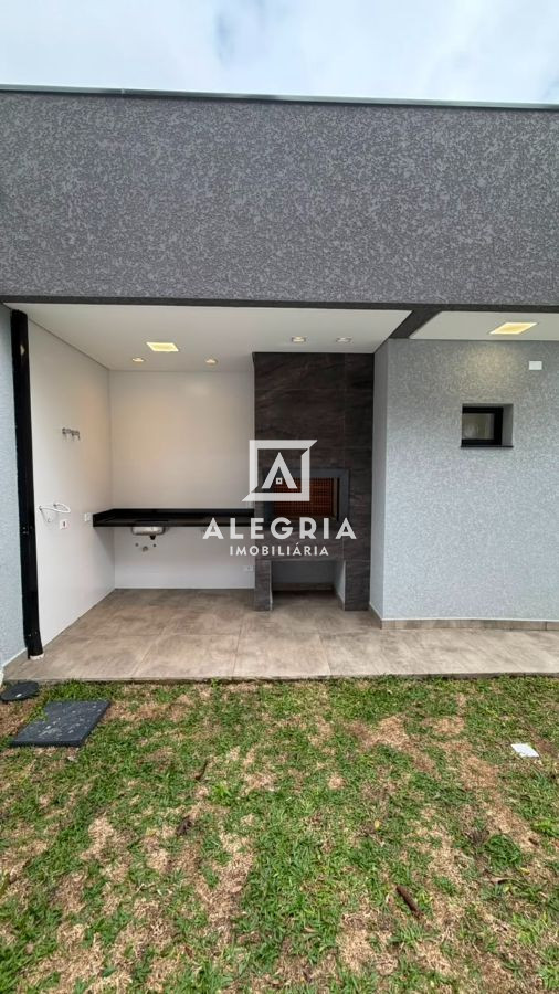 Linda Casa Alto Padrão Contendo 04 Dormitórios Sendo 01 Suite no Aguas Belas em São José dos Pinhais