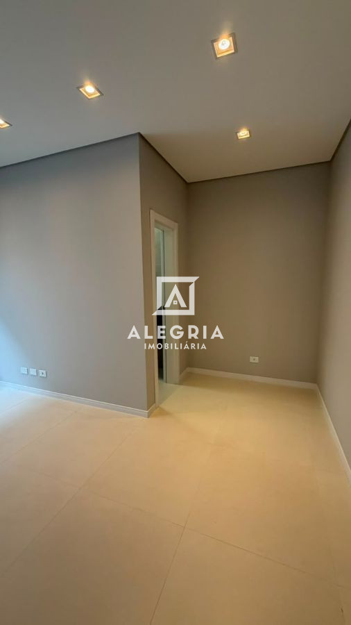 Linda Casa Alto Padrão Contendo 04 Dormitórios Sendo 01 Suite no Aguas Belas em São José dos Pinhais