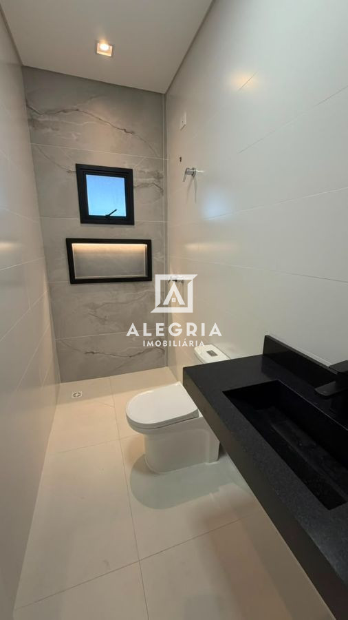 Linda Casa Alto Padrão Contendo 04 Dormitórios Sendo 01 Suite no Aguas Belas em São José dos Pinhais