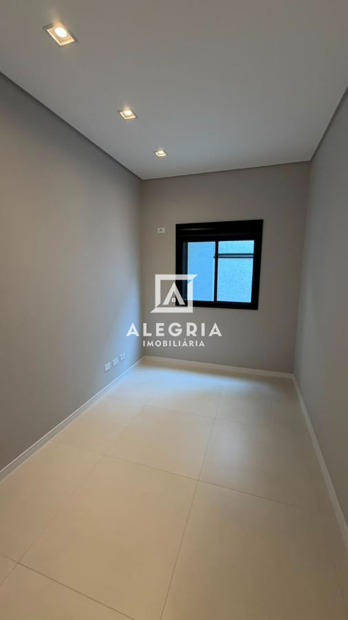Linda Casa Alto Padrão Contendo 04 Dormitórios Sendo 01 Suite no Aguas Belas em São José dos Pinhais