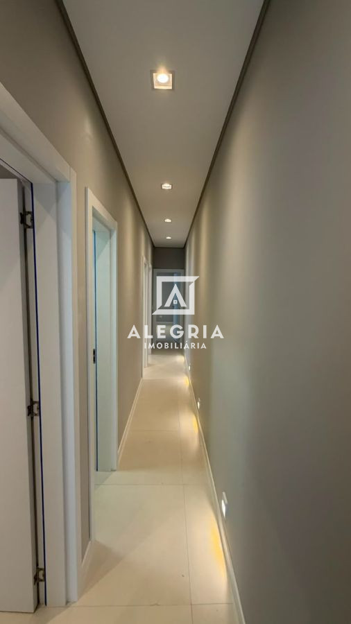 Linda Casa Alto Padrão Contendo 04 Dormitórios Sendo 01 Suite no Aguas Belas em São José dos Pinhais